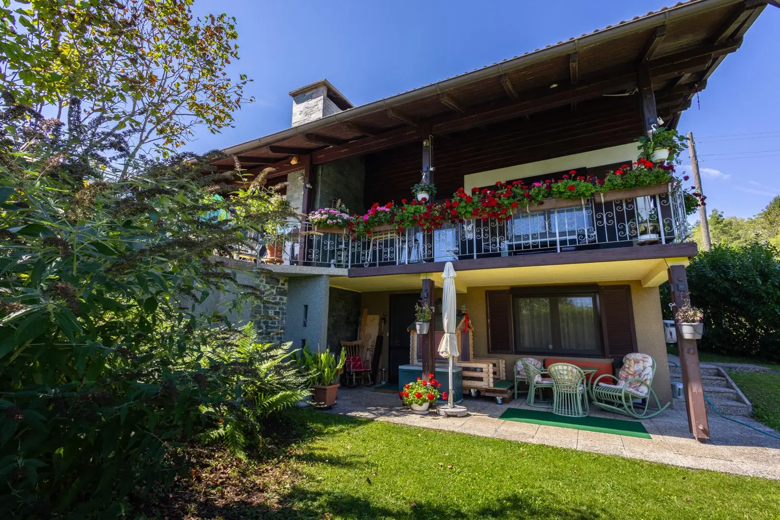 Traumlage über der Drau – Haus in Dragositschach