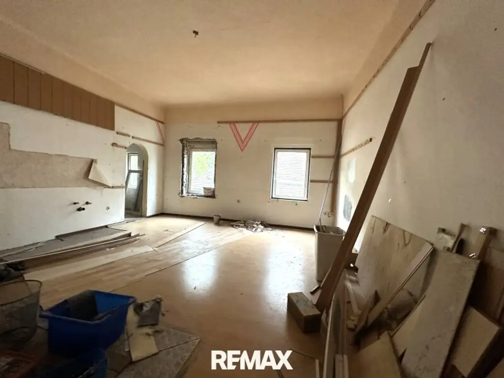 ***Mehrfamilienhaus mit Riesenpotential im Zentrum von Eisenerz***