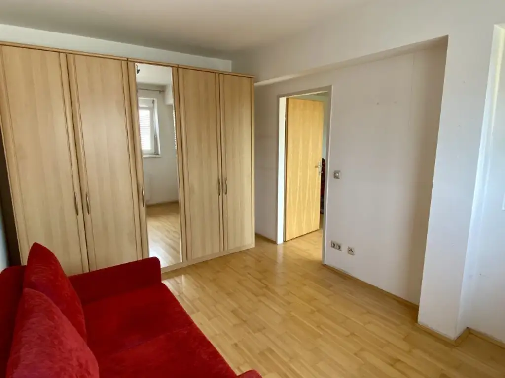Reizendes City Flat - SICHERES INVESTMENT - Gute Lage! Inkl. Garage u. Wintergarten