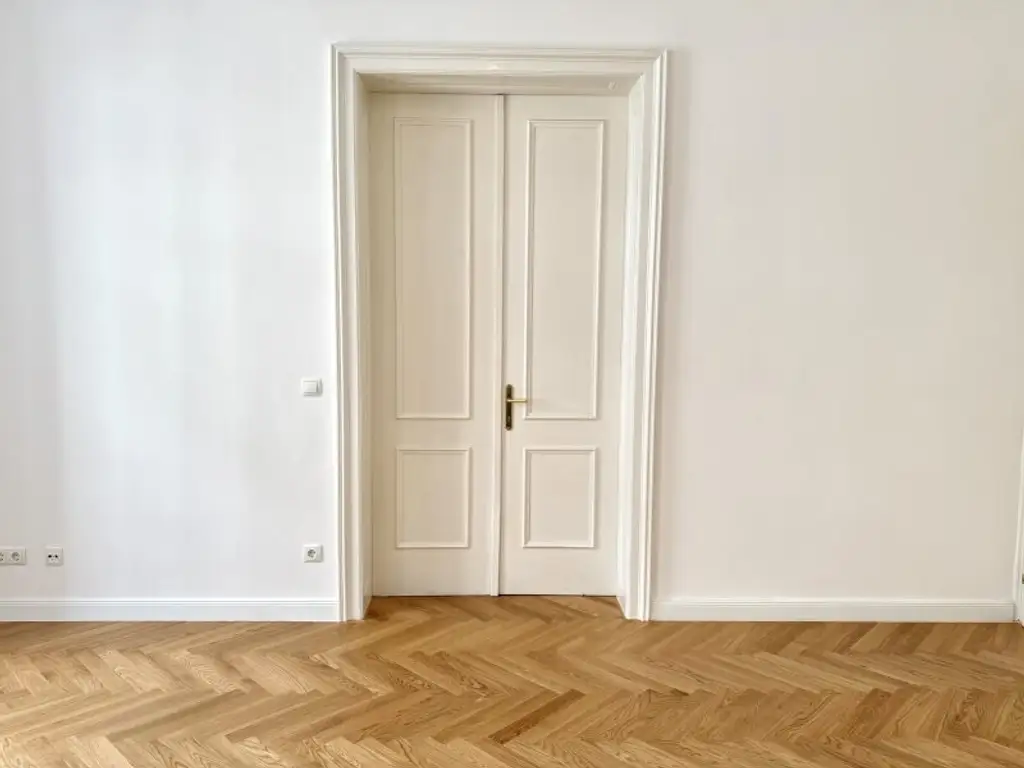 Erstbezug nach Sanierung – stilvolle 3-Zimmer-Altbauwohnung im 5. Bezirk