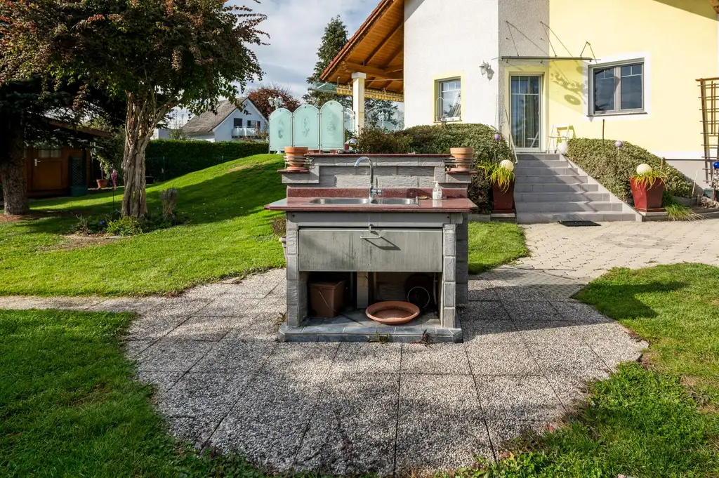 Traumhafter Bungalow in sonniger Lage