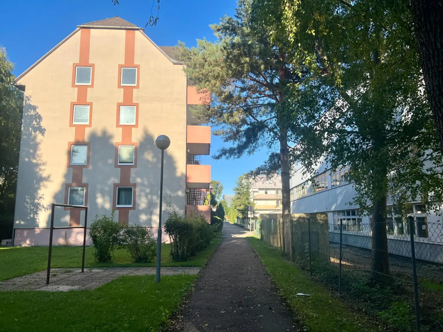 Geräumige 4 Zimmer Wohnung in 8010 Graz Jakomini