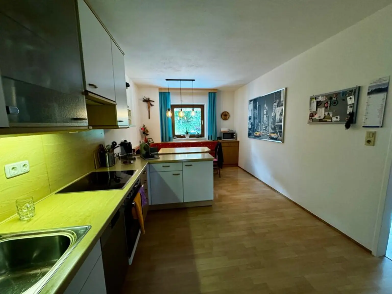 BUCH IN TIROL - Großzügig eingeteilte 4 Zi.-Wohnung mit Terrasse und Allgemeingarten