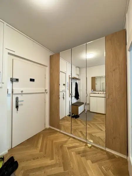 Eleganz am Schwedenplatz – Maßgeschneiderter Wohntraum mit Blick auf die Stadt
