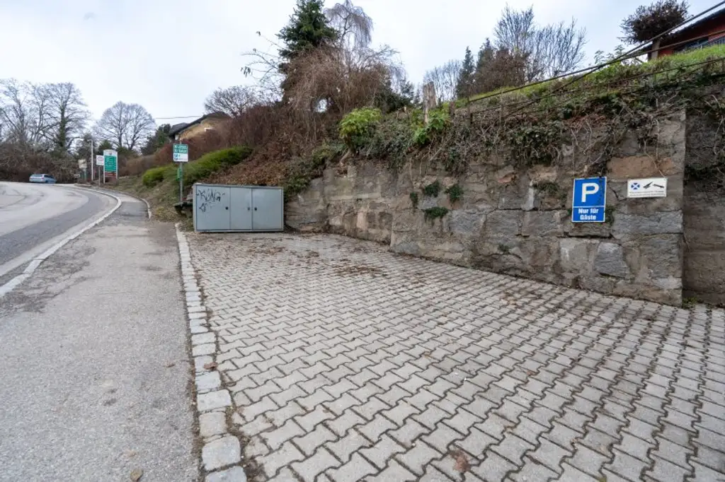 Bestandsfreies Mehrparteienhaus mit 5 Wohnungen + 1 Geschäftslokal in Toplage von Obernberg am Inn zu kaufen!