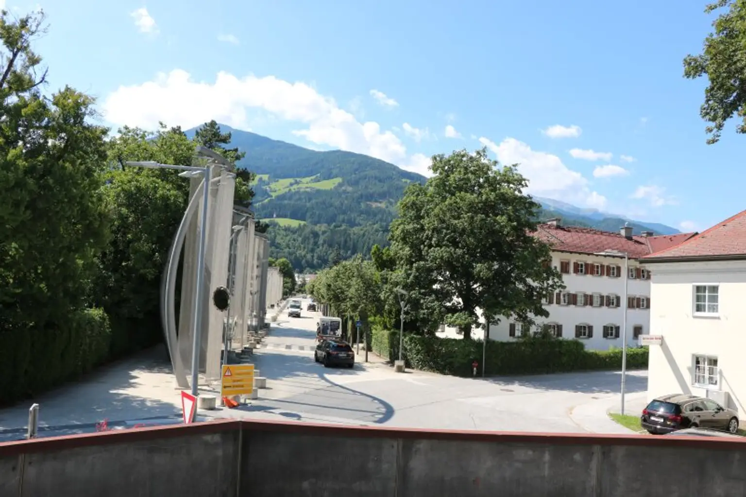 Immobilienpaket: Ausbaubare Erdgeschossfläche (6 WH) und weitere 3 WH in Wohnanlage in Wattens