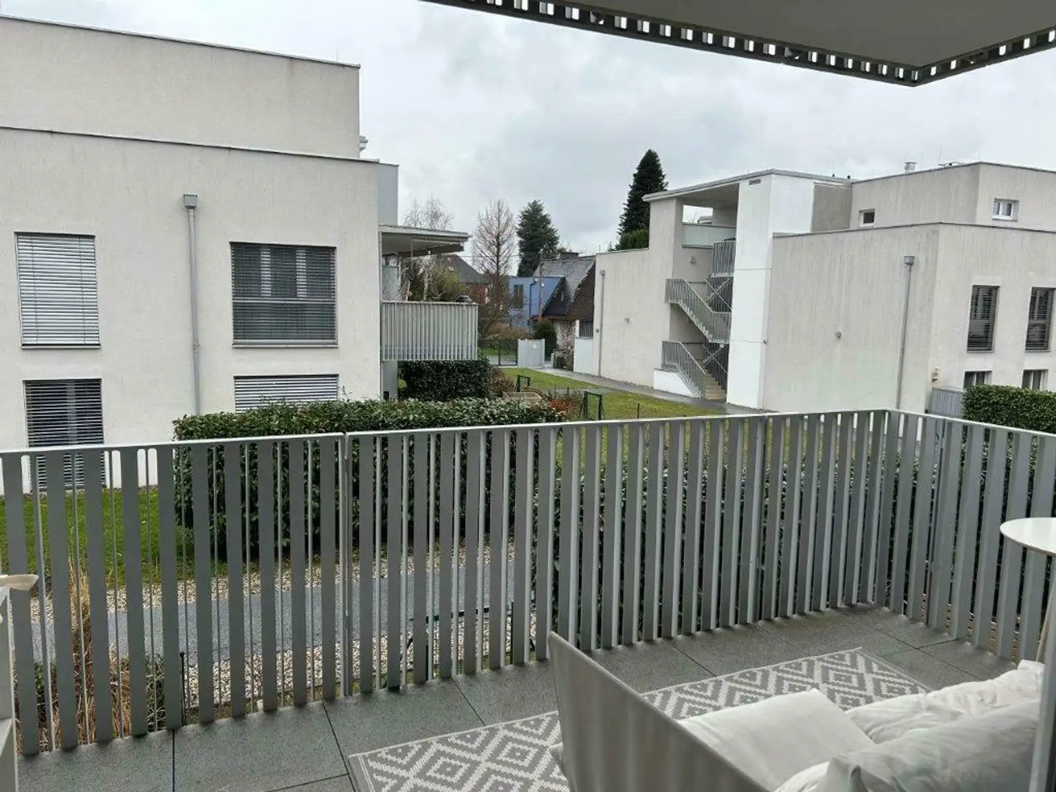 Moderne Neubauwohnung mit großem Balkon und Tiefgarage in ruhiger Lage bei ORF-Park zu verkaufen!
