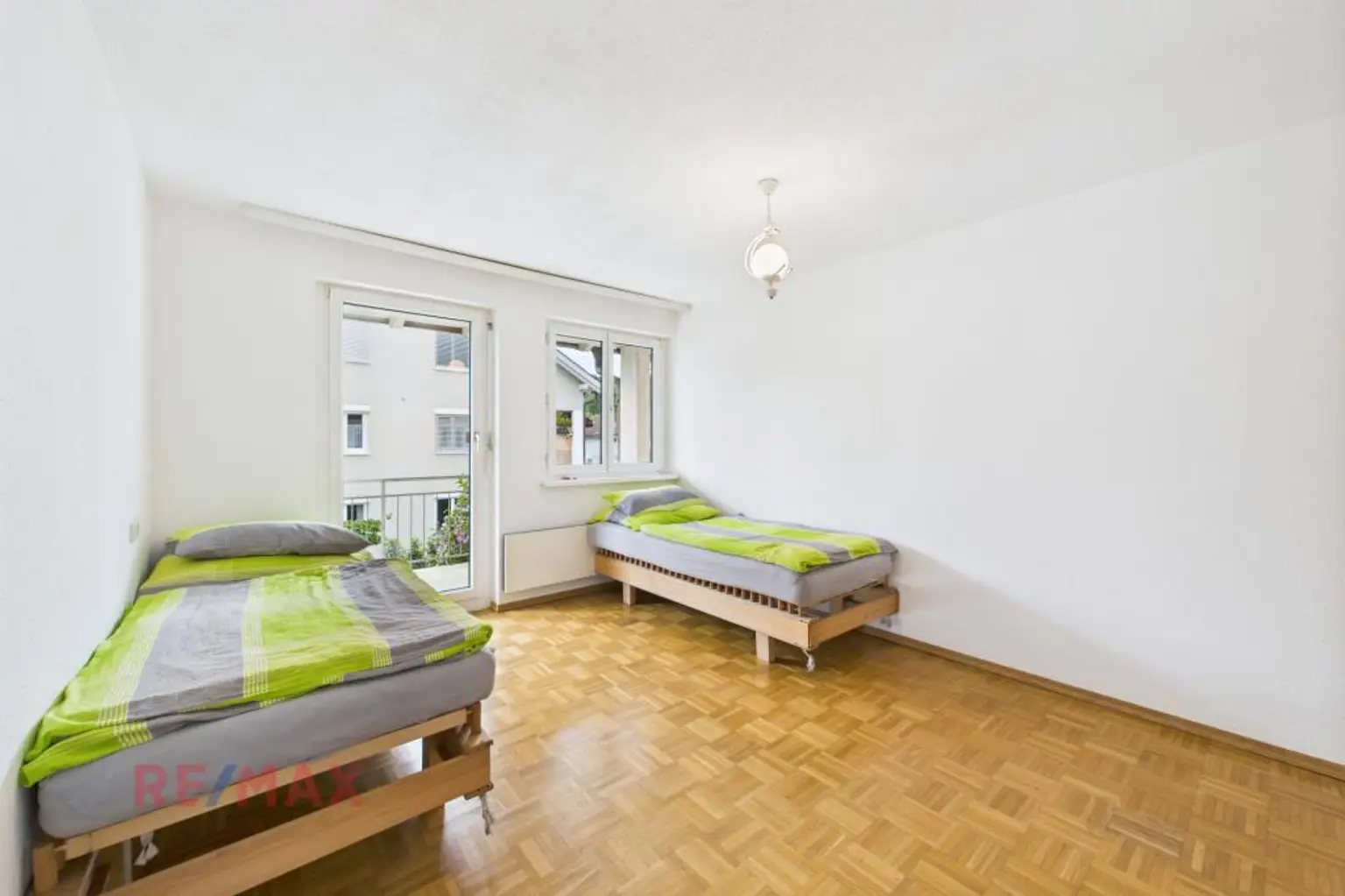 Sonne, Ruhe, Komfort: Helle 2-Zimmer-Wohnung mit großzügigem Balkon
