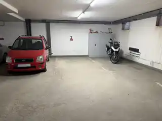 Tiefgaragenstellplatz