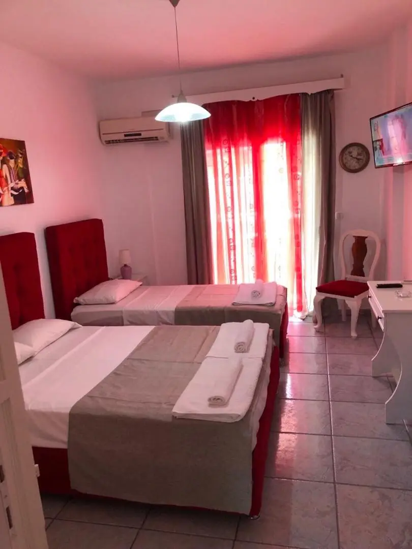 PALM BEACH APARTMENT HOTEL - Polychrono, Kassandra, Chalkidiki