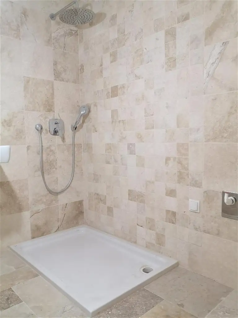 Barrierefreie, sehr sonnige Gartenwohnung mit 4 Zimmer - In bester und sehr beliebter Wohngegend im grünen Ober St. Veit.