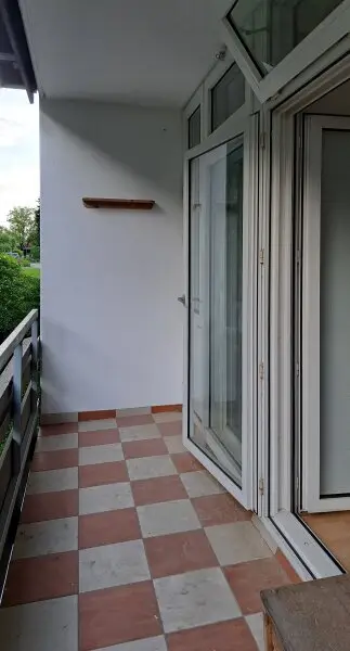 3-Zimmer-Loggia-Wohnung, mit Blick auf den Traunsee und den Traunstein.