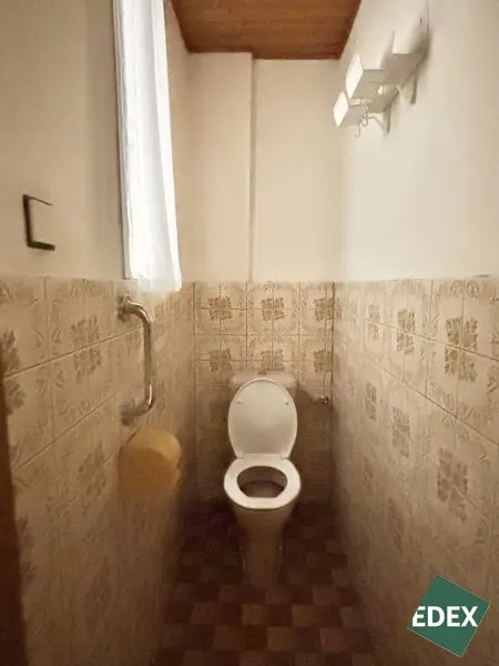 Sanierungsobjekt mit Parkblick – 2 Zimmer in 1140 Wien