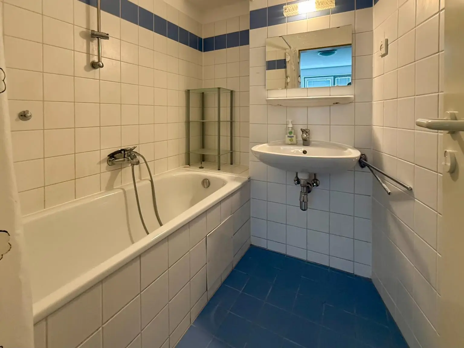 4 Badezimmer