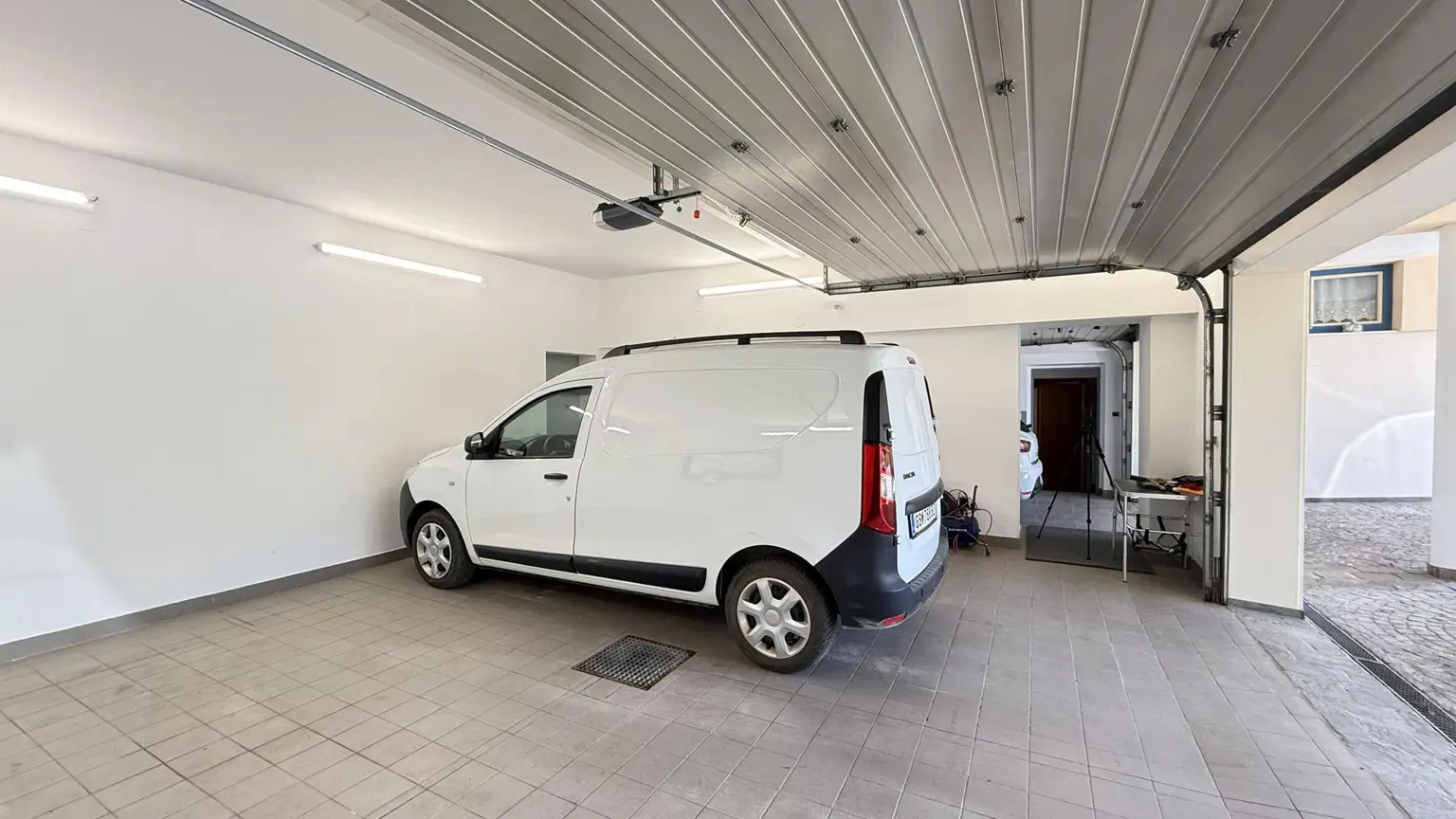 3 Garagenplätze
