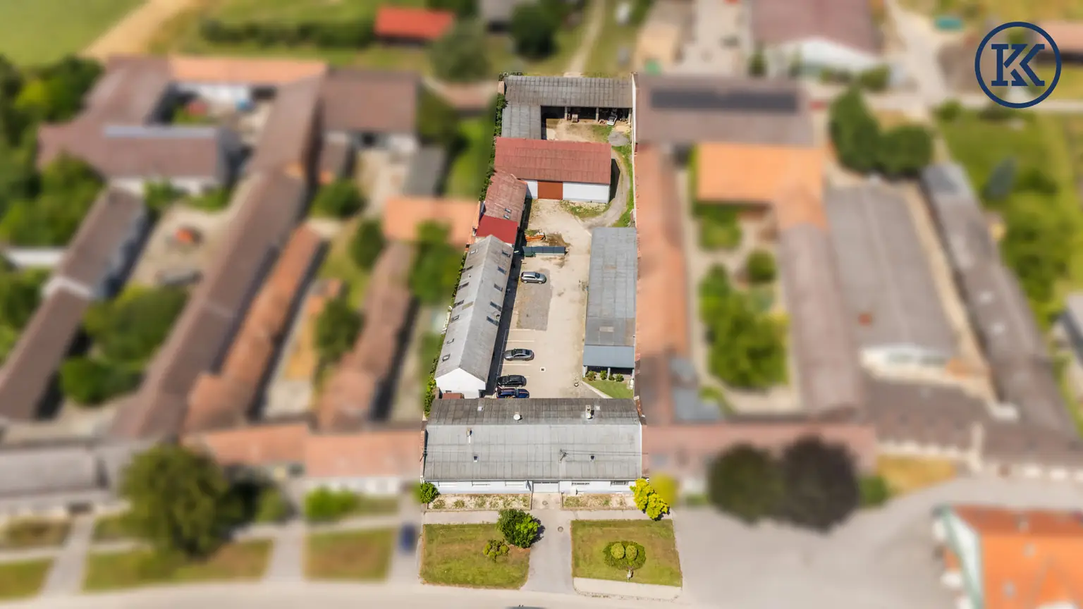 Lebendiges Unternehmen mit monatlichen Einnahmen von 10-12.000€