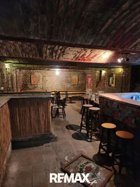 Kellerbar