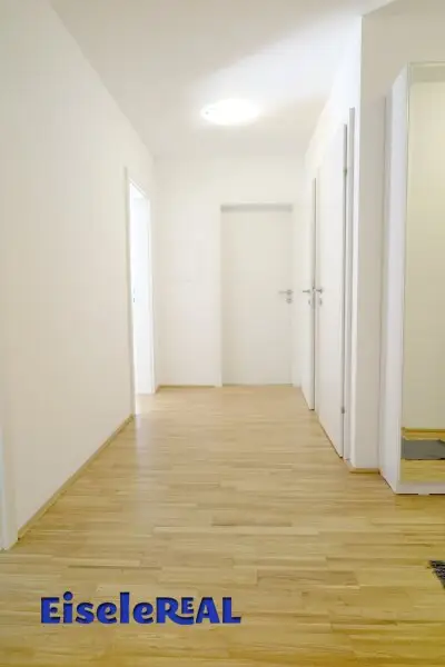 VOLLMÖBLIERTE 3-Zimmer zentral beim Hauptbahnhof!!