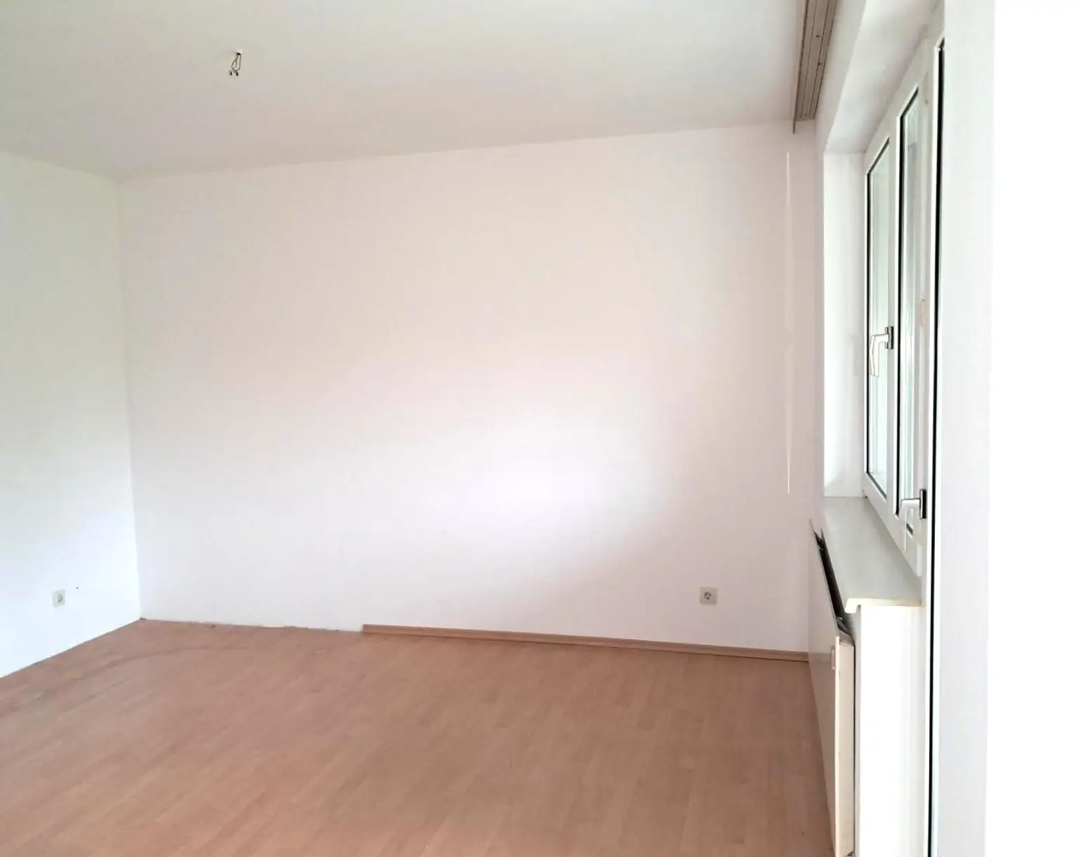 Ankommen. Wohlfühlen. Gestalten – Ihre neue Wohnung mit Loggia im Grünen