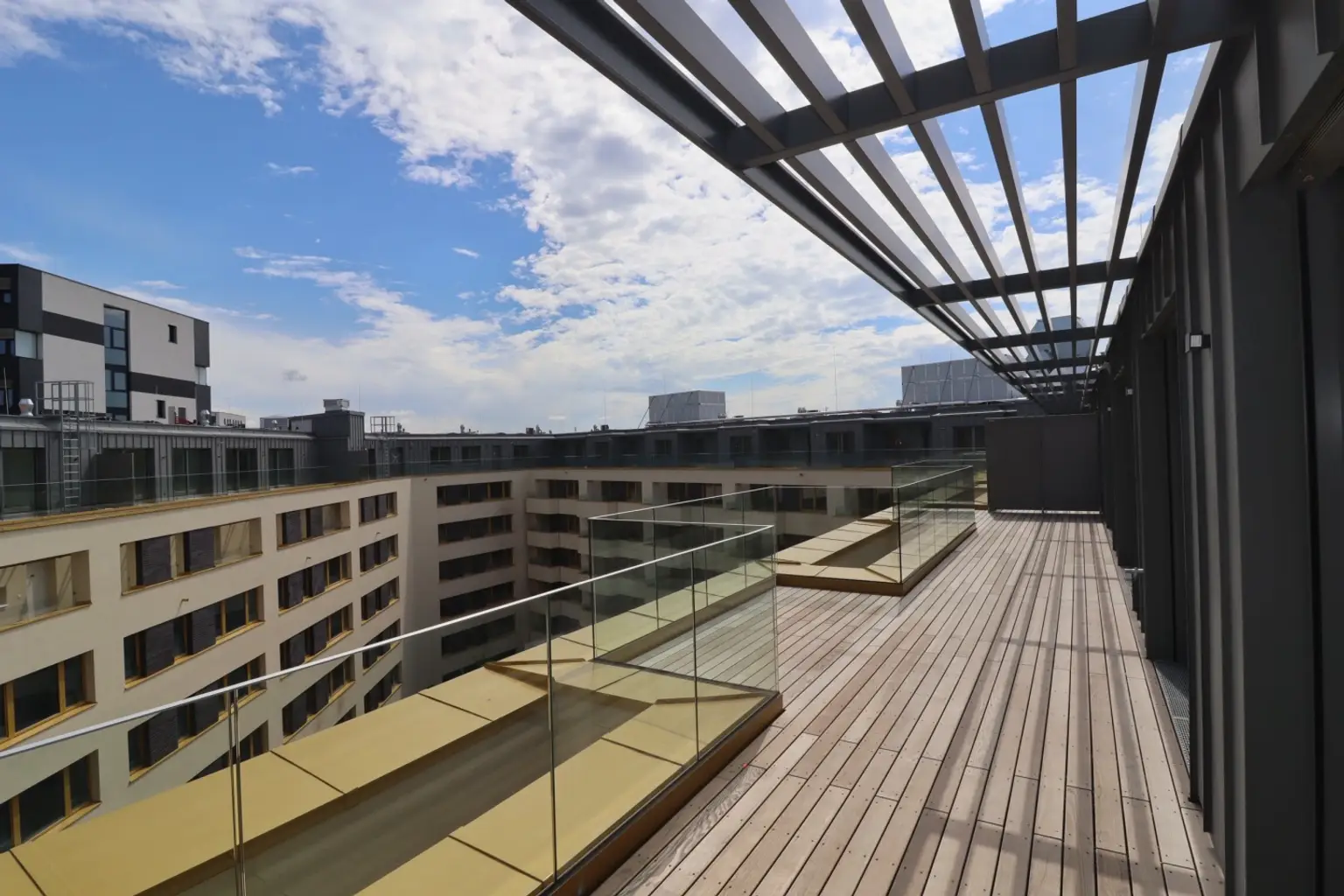 Terrasse OG 1