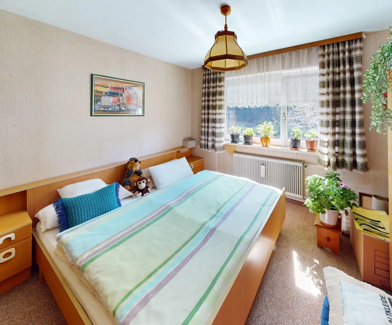 Strengen - Haus - UG Zimmer