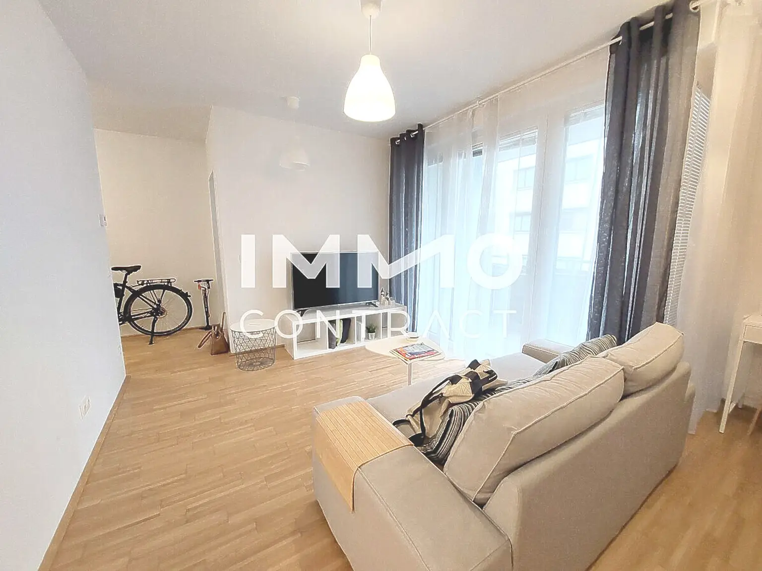 Wohlfühlwohnung mit Loggia beim Rochusmarkt! Ruhelage und Tiefgaragenstellplatz auf Wunsch