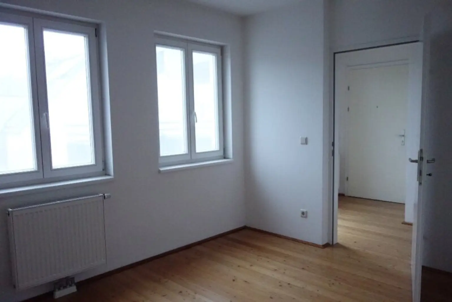 Charmante 64,70m2 DACHWOHNUNG mit 5,42 m2 Terrasse - Nähe U3