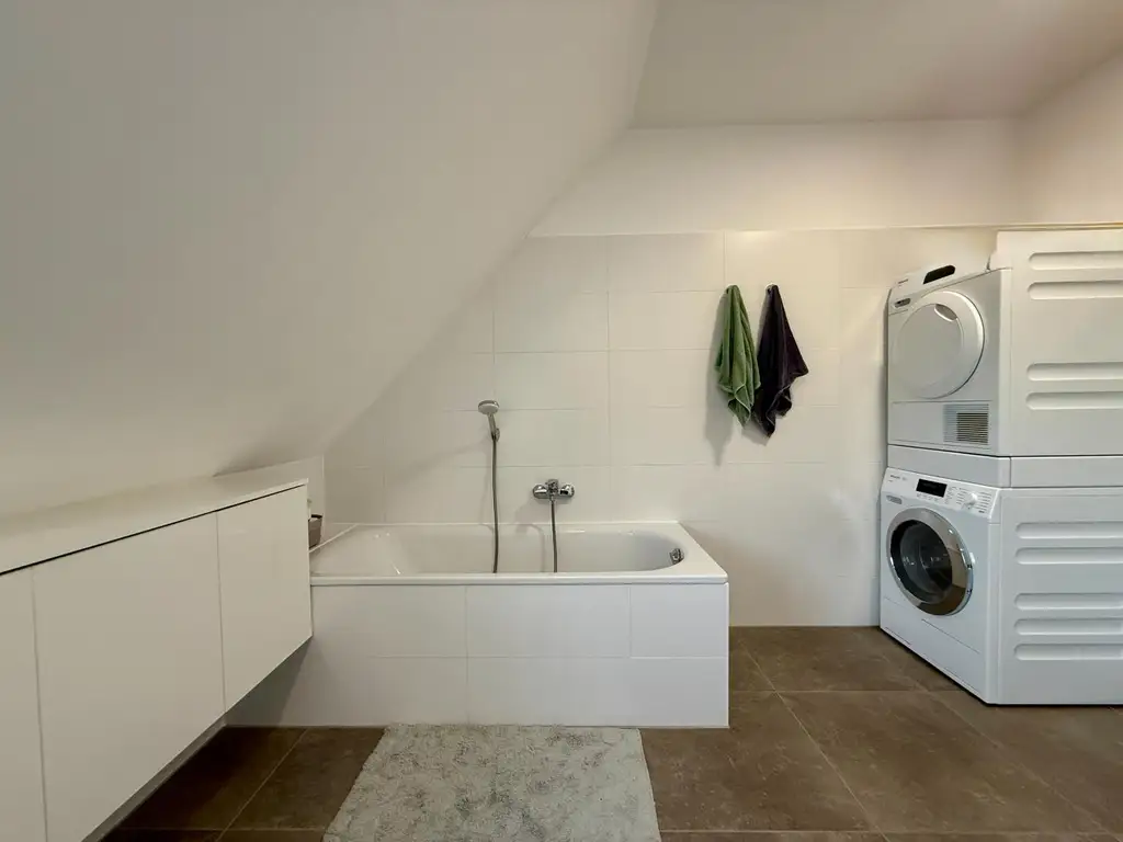 Neubau-Penthouse – Maisonette mit Tiefgaragenplatz