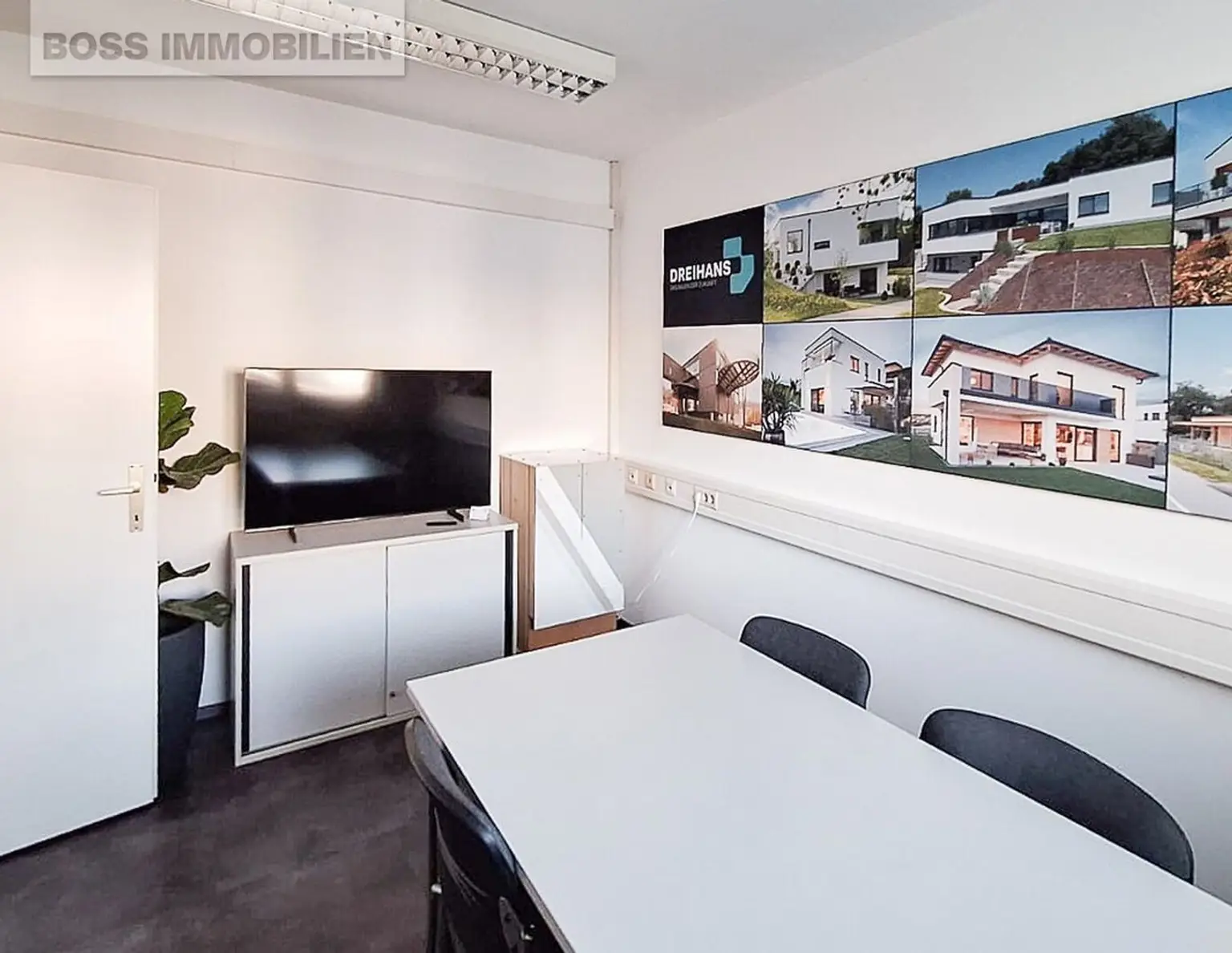 Moderne Büroeinheit mit Top-Infrastruktur