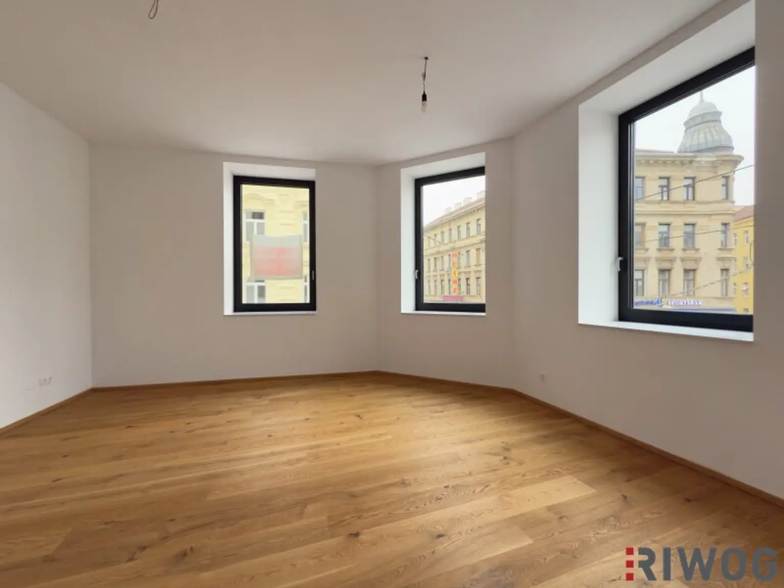 HERBSTAKTION - NEUE PREISE | 2-Zimmer Altbauwohnung mit geräumiger Wohnküche | Fernwärme