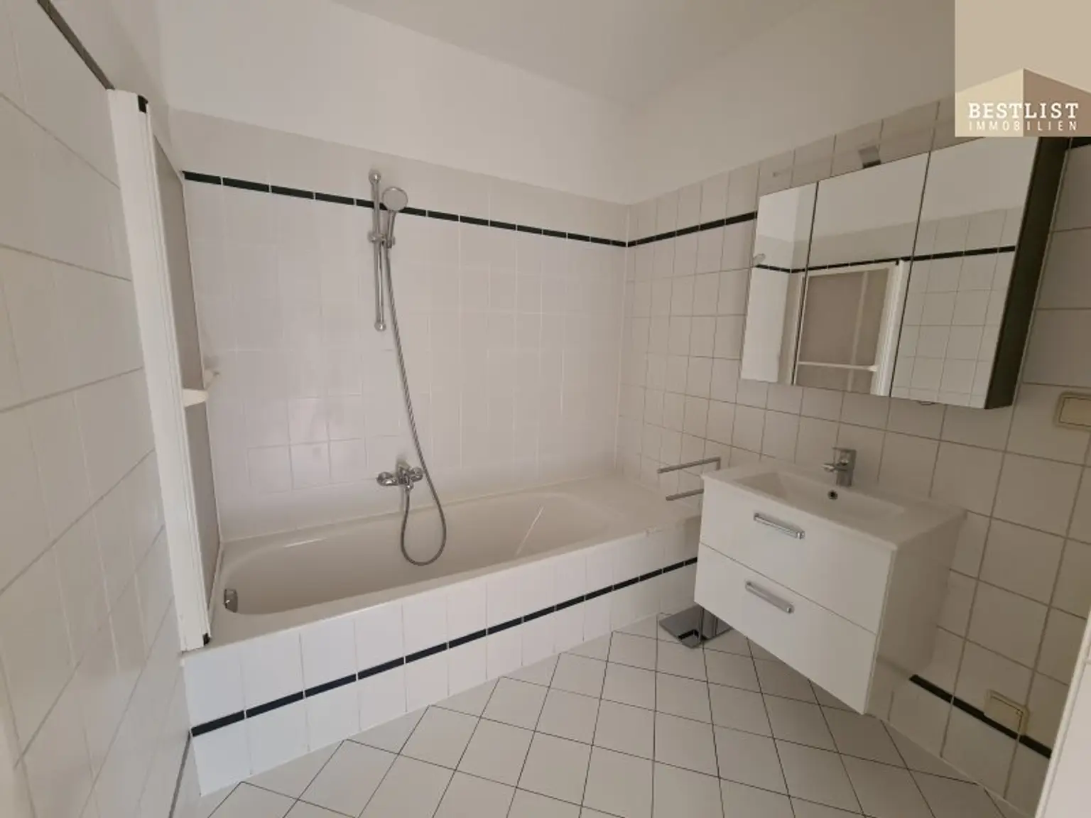 Dachgeschoß-Apartment beim Grünen Markt