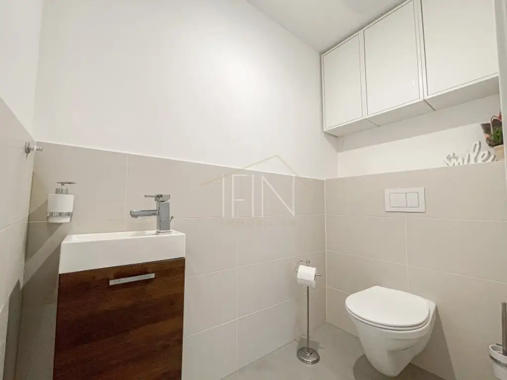 Nähe Schönbrunn! Helle 3-Zimmer-Wohnung mit Loggia zum Wohlfühlen