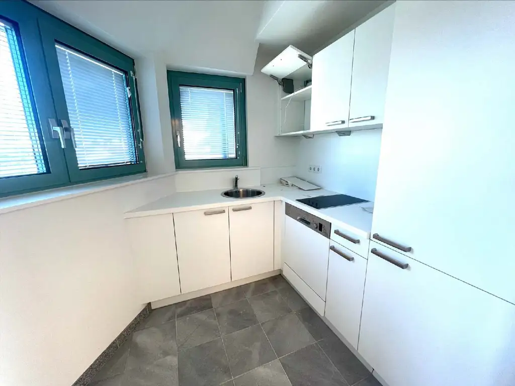 Repräsentatives Büro in zentraler Lage  mit Terrasse zu mieten