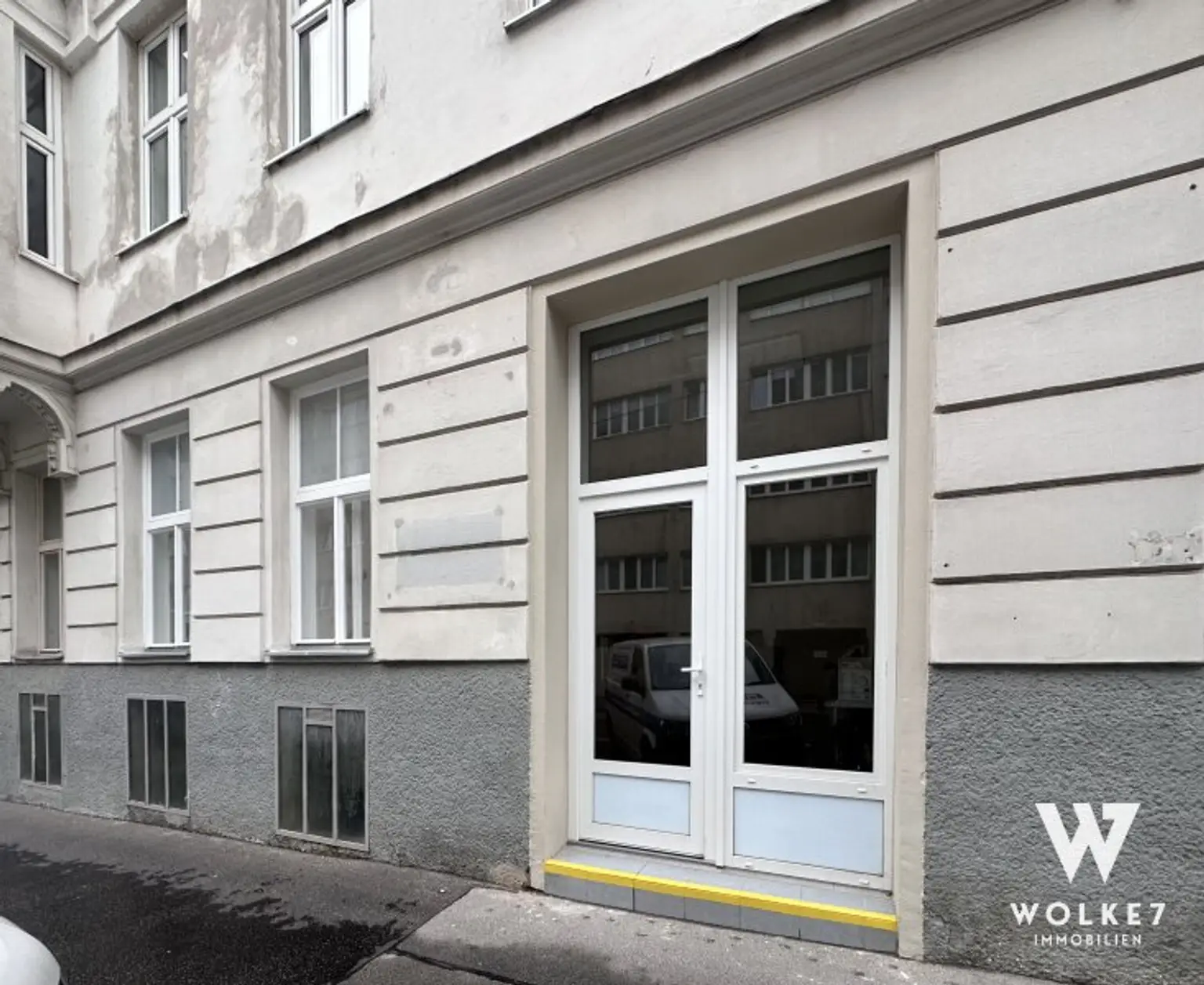 Modernes Geschäftslokal in Toplage – 20 m² im Erdgeschoss