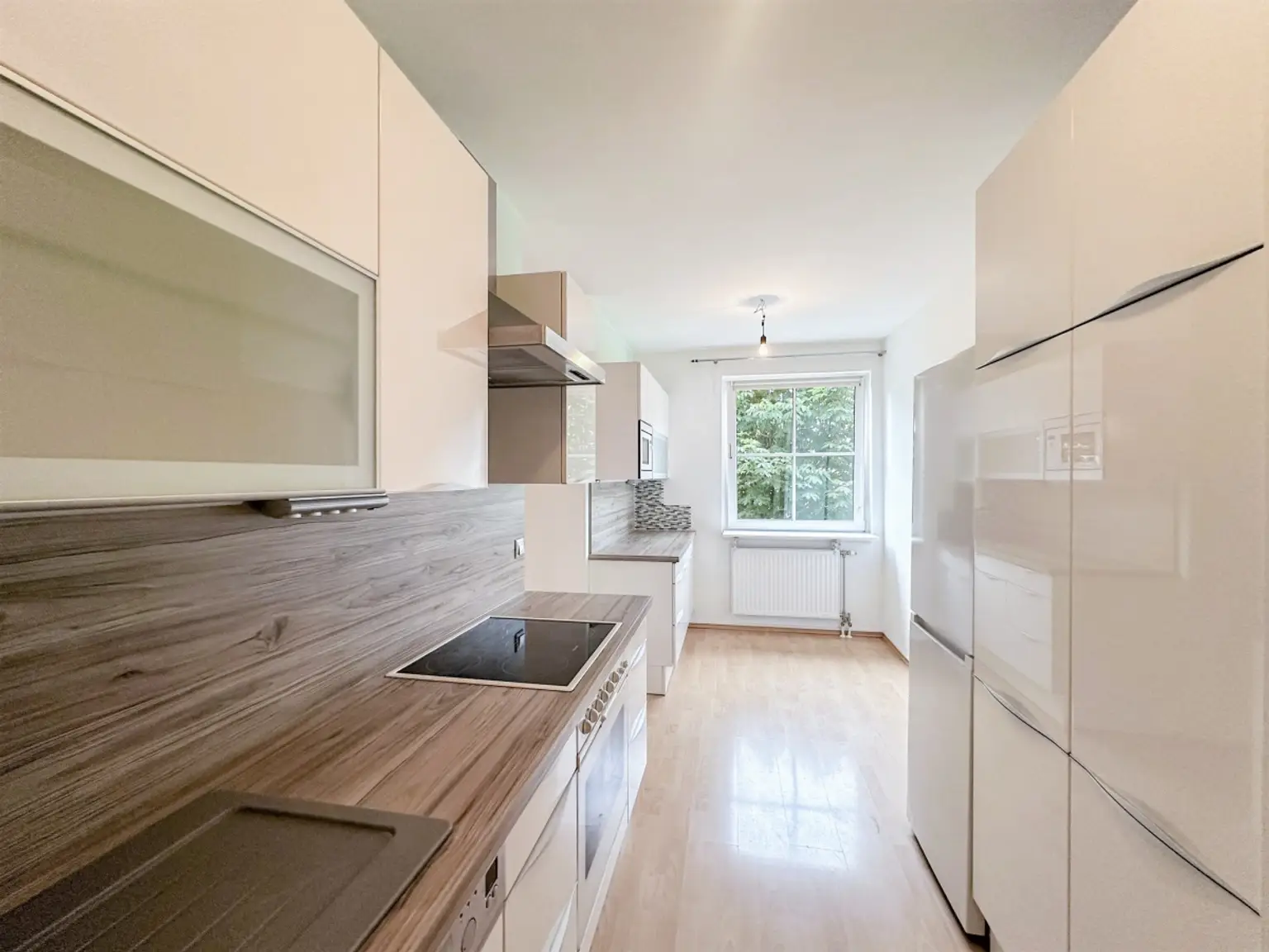 [06667] Charmante 2-Zimmer-Wohnung inkl. Loggia und Grünblick - zentrale Lage