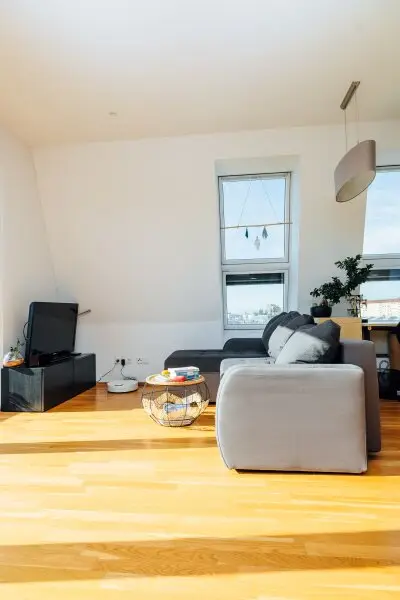 SMART-LIVING I STYLISCHES PENTHOUSE I KLIMA I SONNENTERRASSE I OFFENE DESIGN-KÜCHE I ELEGANTES BAD MIT REGENDUSCHE I