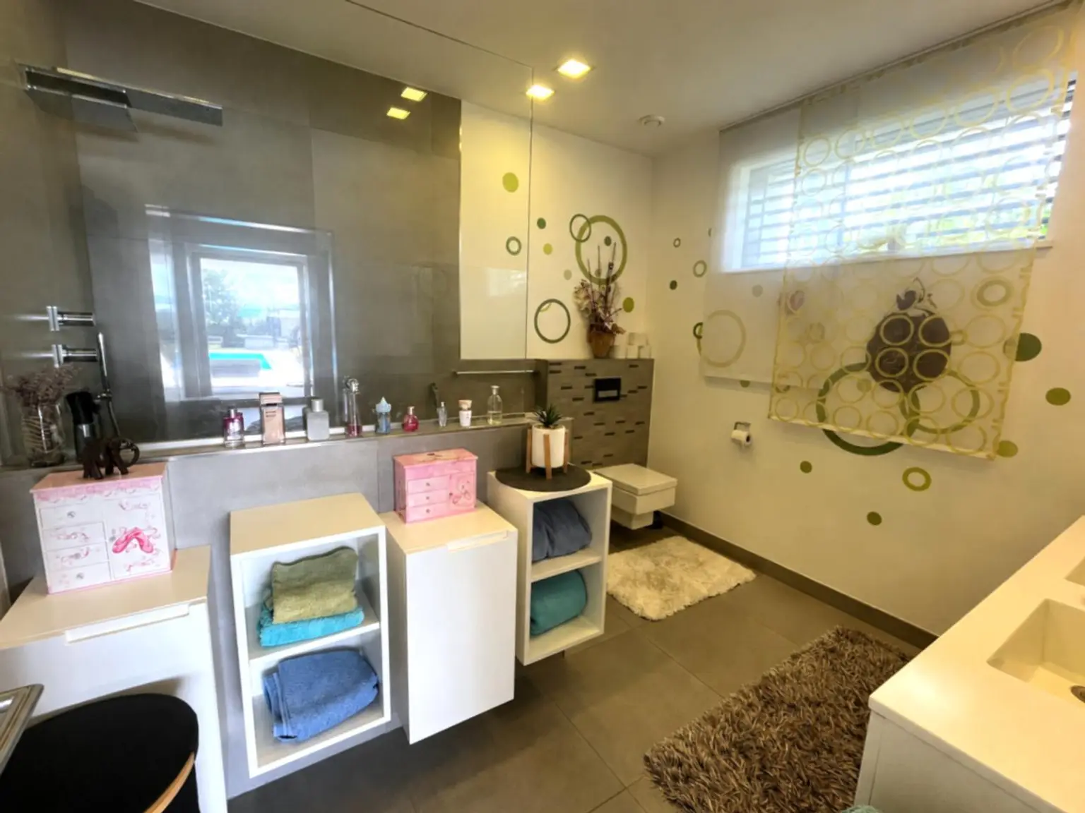 Badezimmer EG