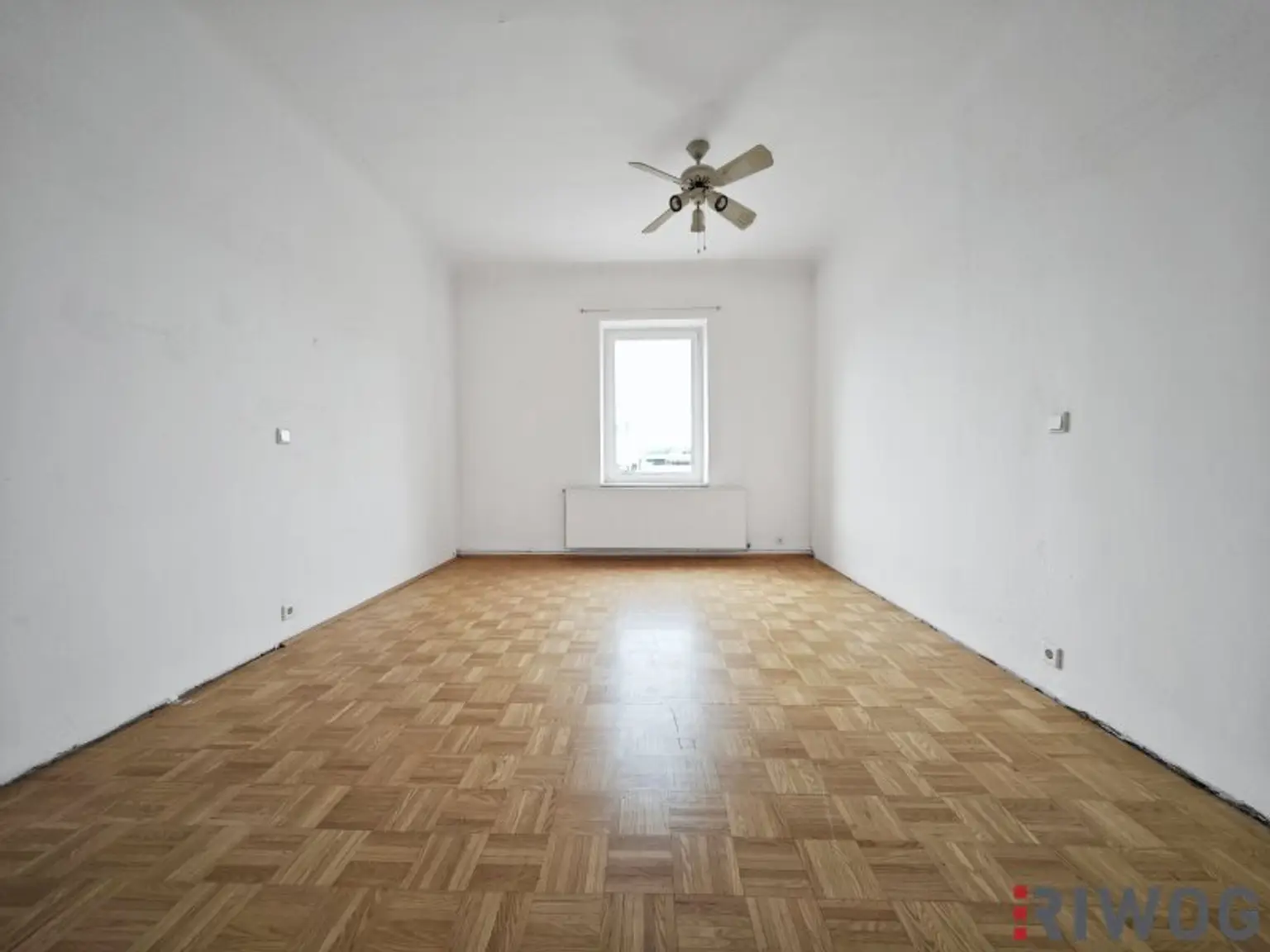 153m² Büro/Studio/Vereinsräume mit Balkon | direkt bei Autobahn & Nahversorgern | optionale Parkplätze