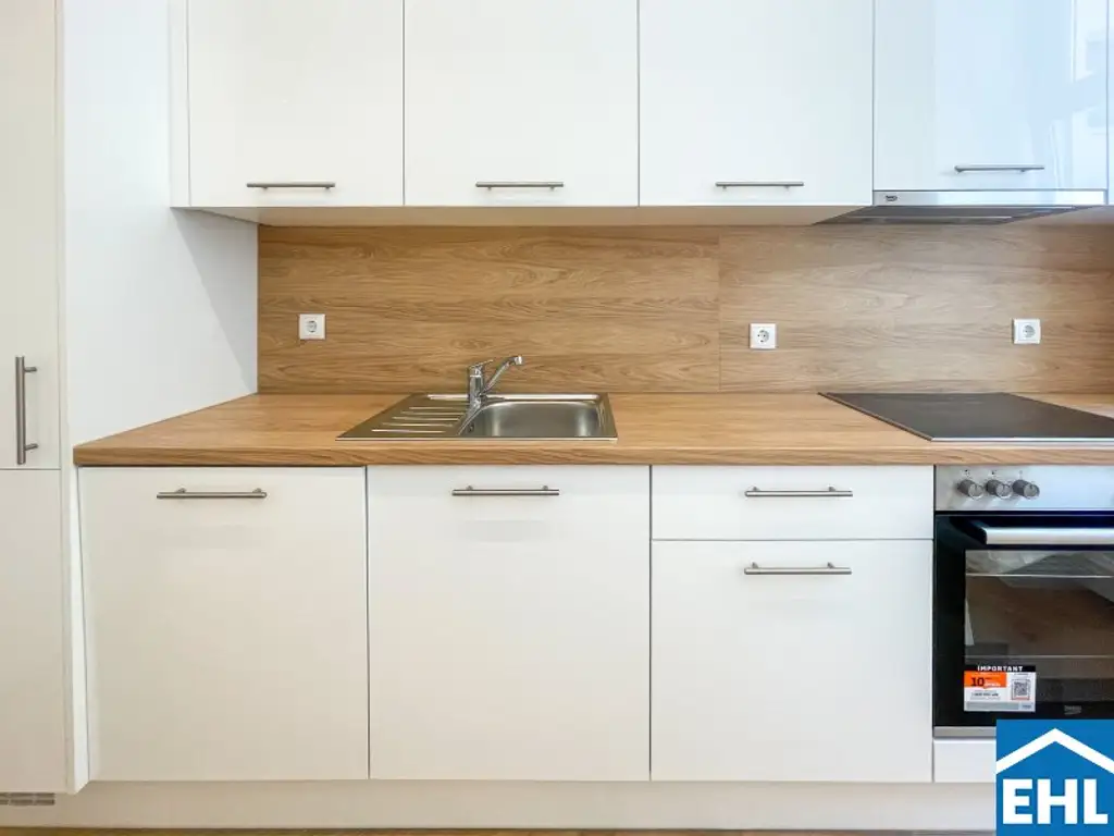 Sanierte 2-Zimmer-Altbauwohnung mit separater Küche Nähe Augarten