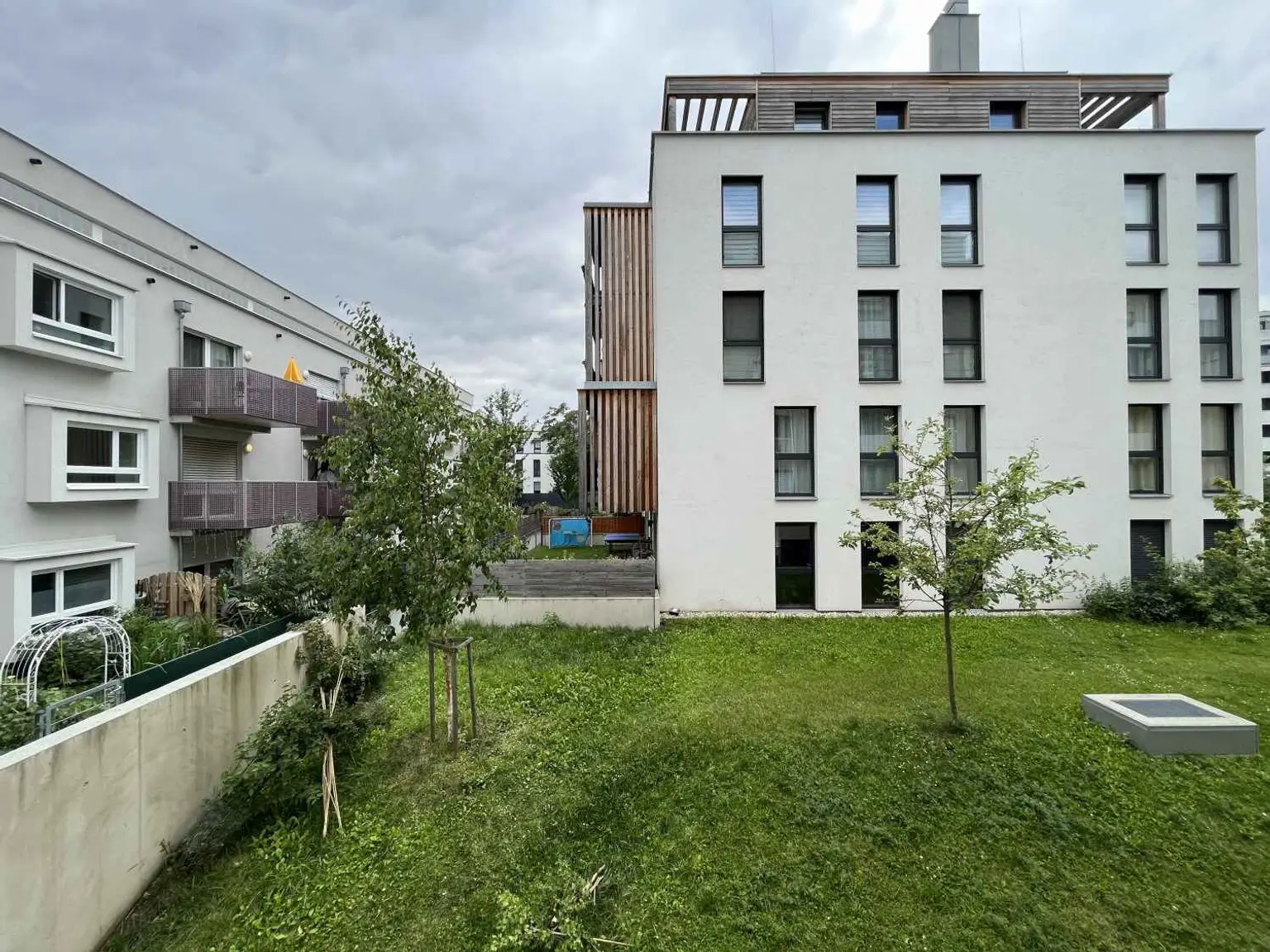 Q11 Leben in Simmering - 
Lichtdurchflutete Balkonwohnung mit 2 Zimmern und Deckenkühlung!