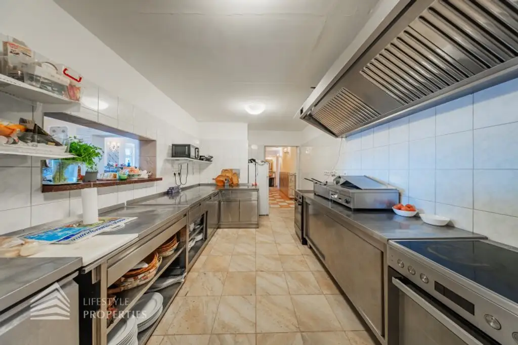 Historisches Hotel mit Restaurant & großzügigem Privatbereich – im Erholungsgebiet Semmering