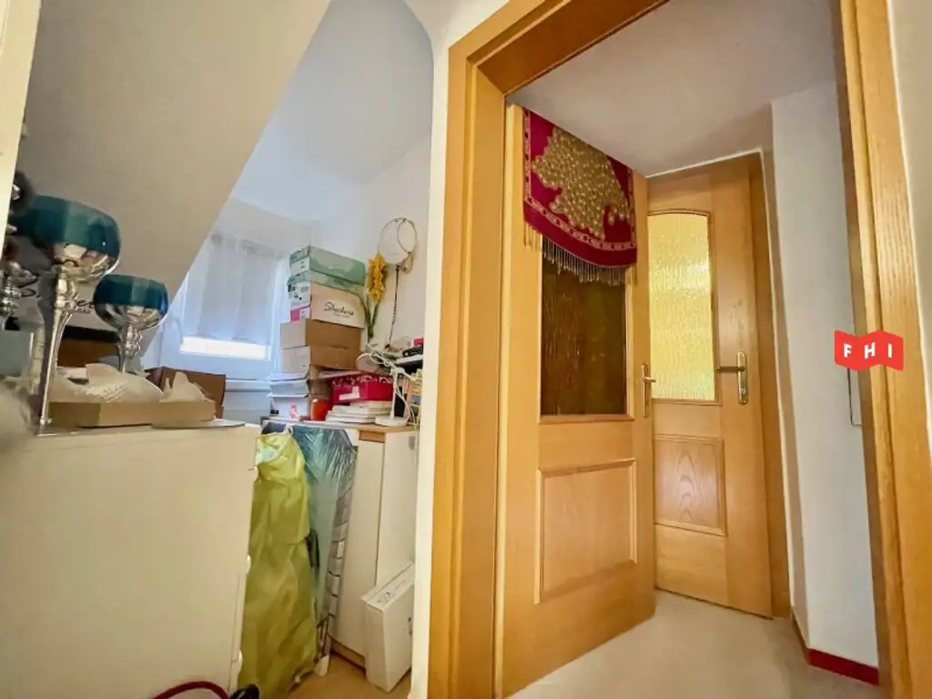 Erweiterbares 4 Zimmer Einfamilienhaus mit Garage, Pool & Gartenhaus