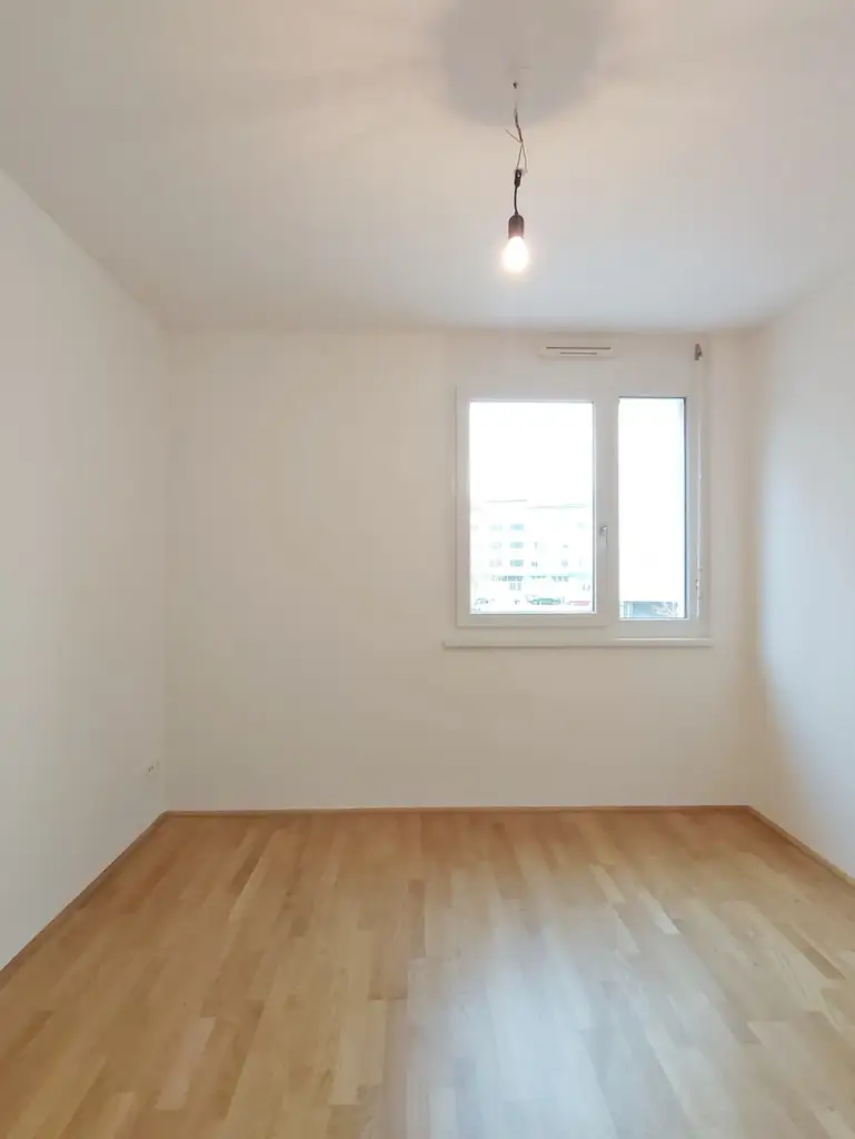 Q11 Leben in Simmering - 
Lichtdurchflutete Balkonwohnung mit 4 Zimmern und Deckenkühlung!