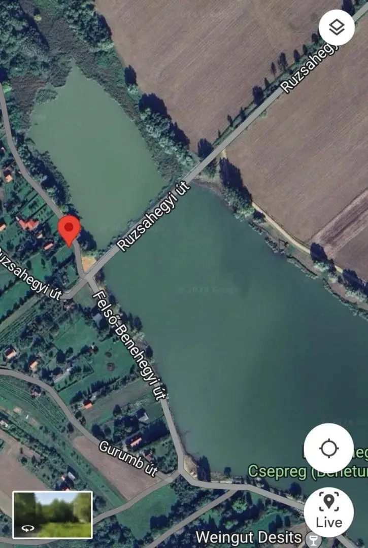 Lage Zweites Grundstück am See