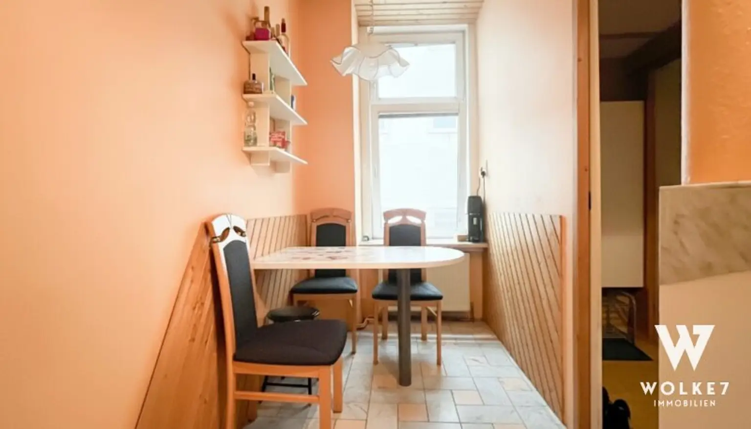 Klassischer Altbau mit Charme – 2-Zimmer-Wohnung im 5. Bezirk