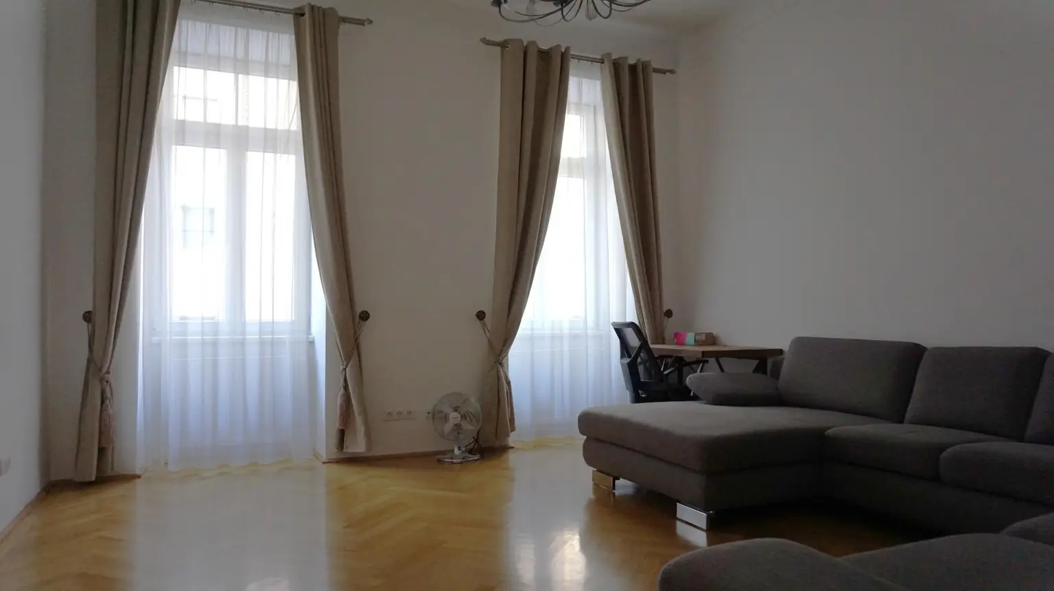 1050 Wien Altbaujuwel! Generalsanierte 3-Zimmer-Wohnung Nähe Naschmarkt