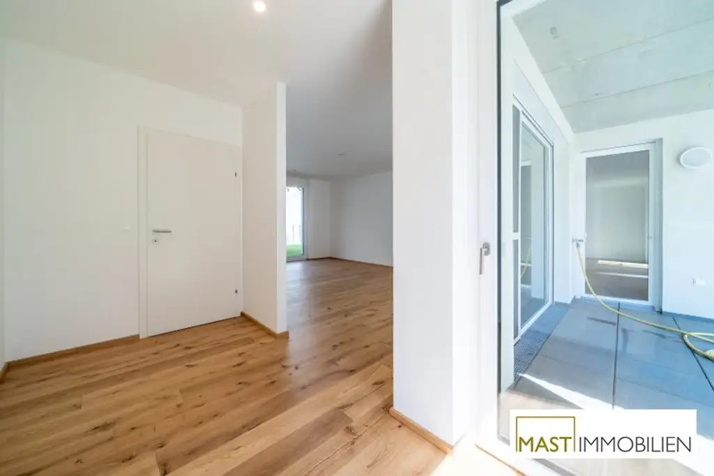 *Sommer 2025* Großzügige 3-Zimmer Wohnung mit 70qm Eigengarten! - Provisionsfrei!