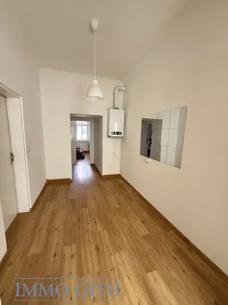 UNBEFRISTETE 2-ZIMMER-WOHNUNG MIT LIFT & U1 „ALTES LANDGUT“ VOR DER TÜR – 1100 WIEN ZU MIETEN!