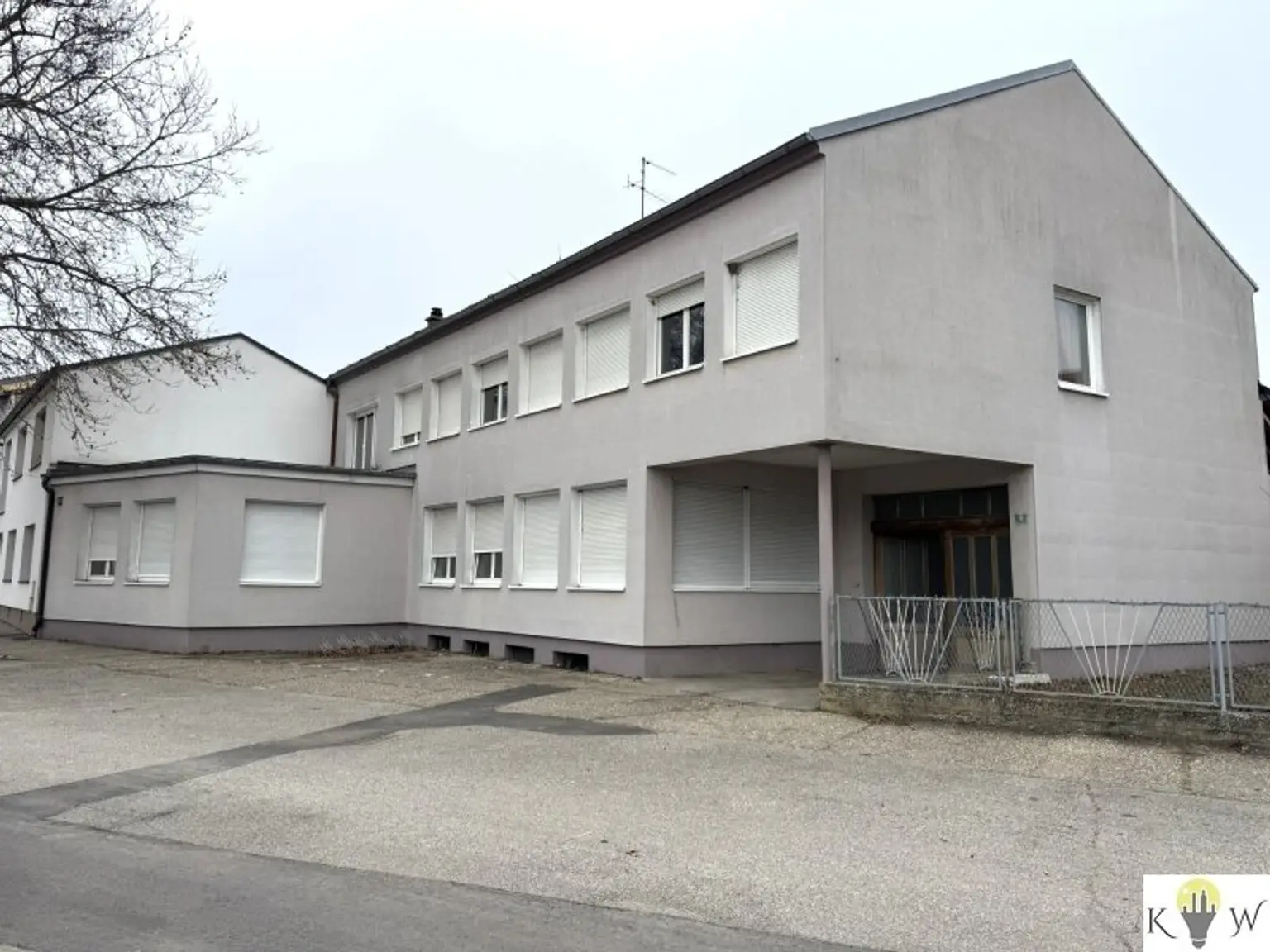 Großzügige Liegenschaft mit vielseitigem Entwicklungspotential in zentraler Lage von Andau