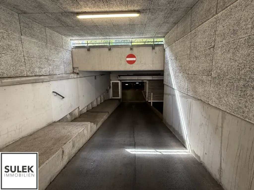 ab sofort: Garagenplatz in der Spengergasse nähe Matzleinsdorfer Platz zu Mieten!